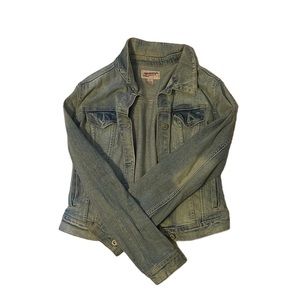 Women’s jean jacket